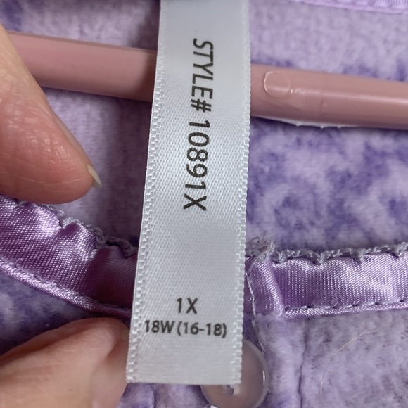 Dream Sleepers NWOT  Lovely Lilac Fleece Nightgown Cozy and Warm - Picture 6 of 8